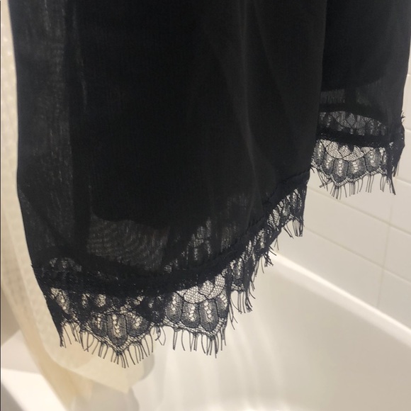 Black sleeveless halter dress - Picture 2 of 3